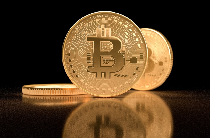 0易数字货币交易所全球同步上线!首日下载量突破30万
