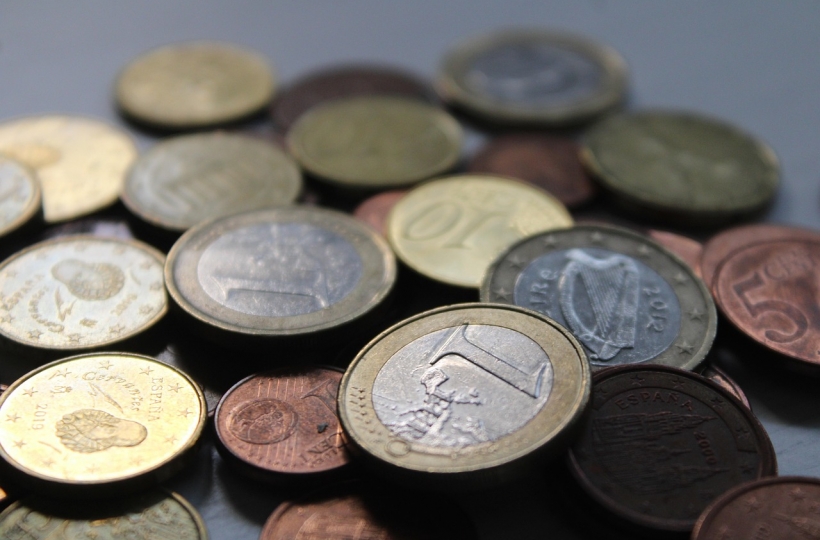欧艺交易所返佣机制再升级：邀请返佣最高达40% 月均发放超300万USDT