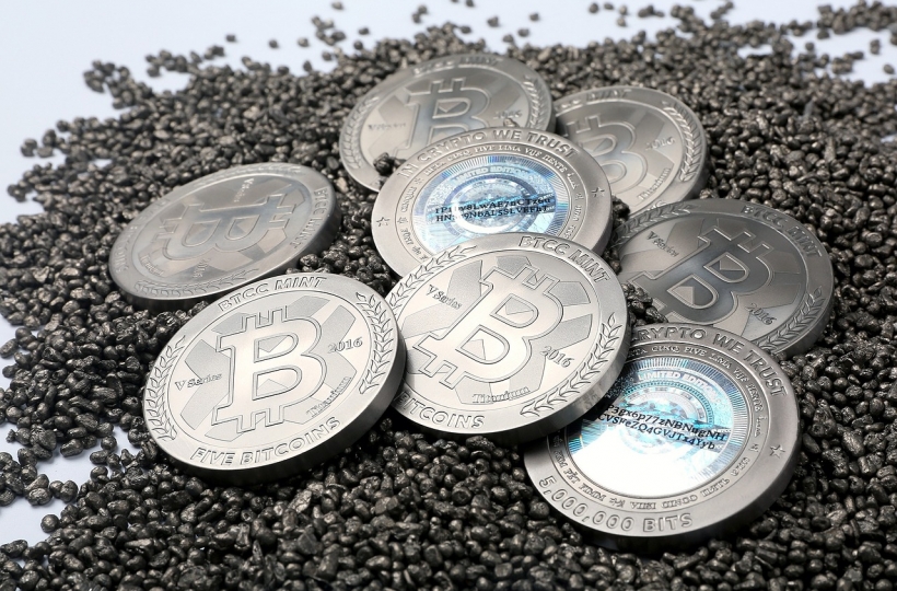 数据陈述式：欧艺交易所比特币牌价报82450美元 24小时交易量突破35亿美元